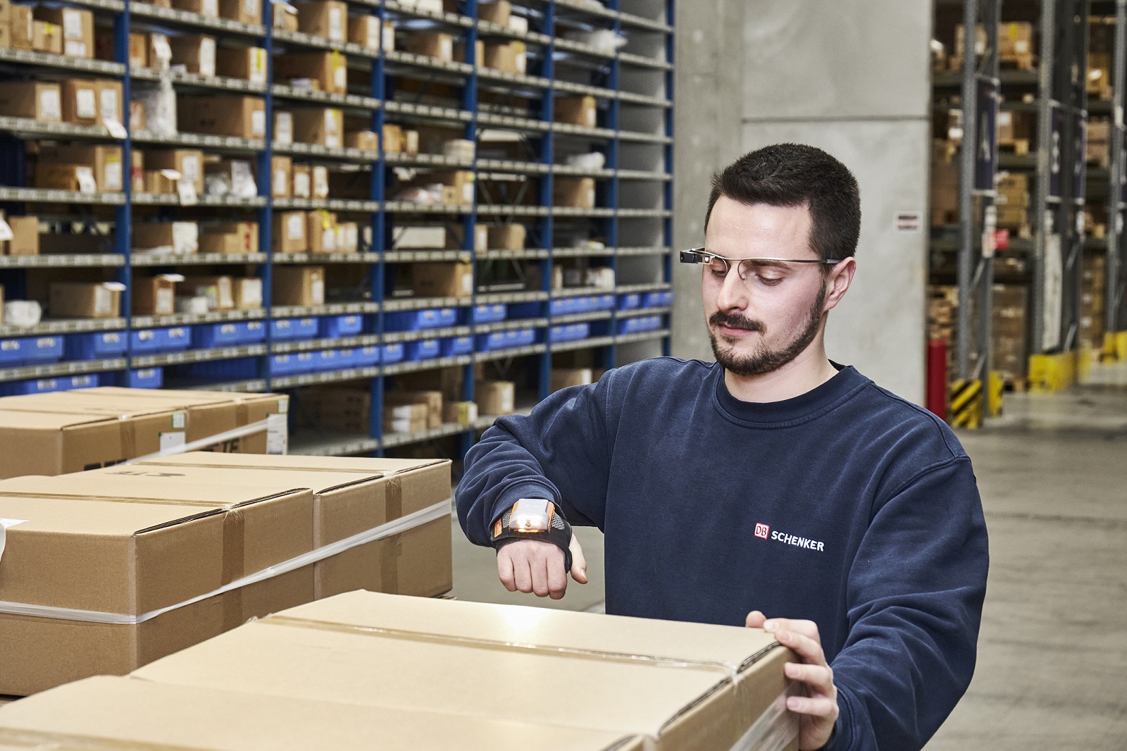 DB Schenker Implements Smart Picking Glasses For Warehouse Logistics ...