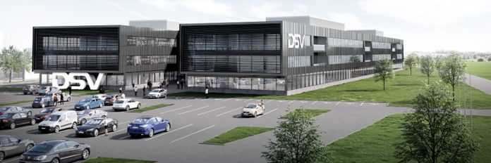 DSV plans to invest approximately 2 billion Danish Kroner in a new logistics center, Europe's largest with just one leaseholder.