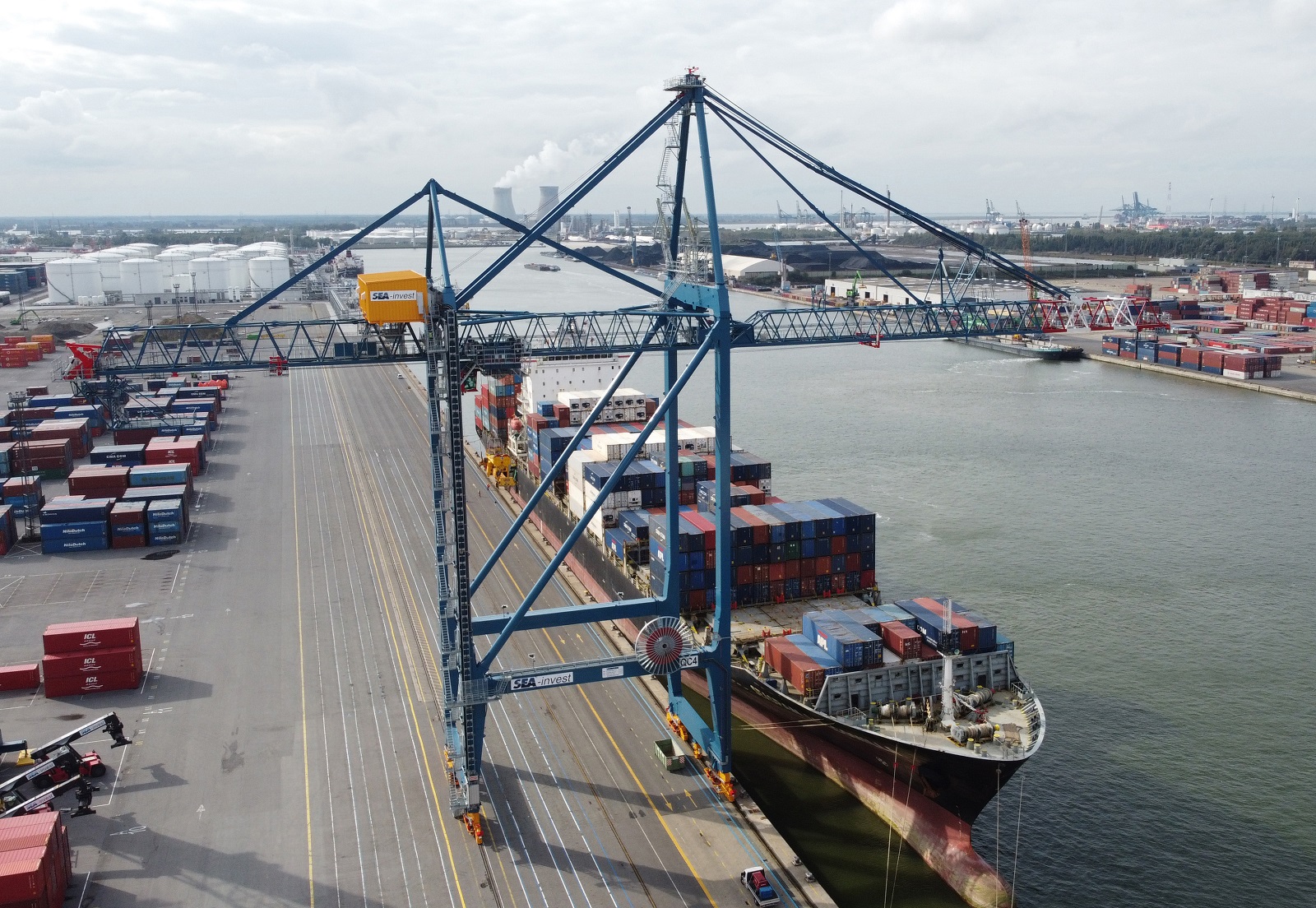 Antwerp Container Terminal Readies For Two Liebherr Ship To Shore ...