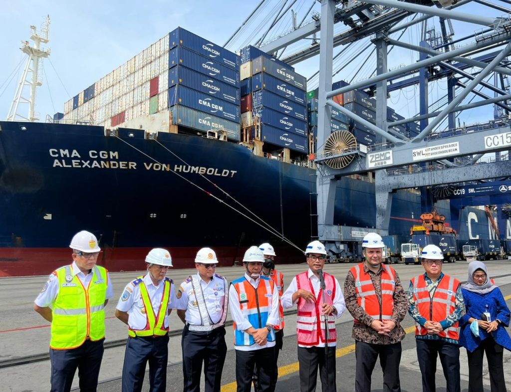 CMA CGM Alexander Von Humboldt largest vessel to call Indonesia