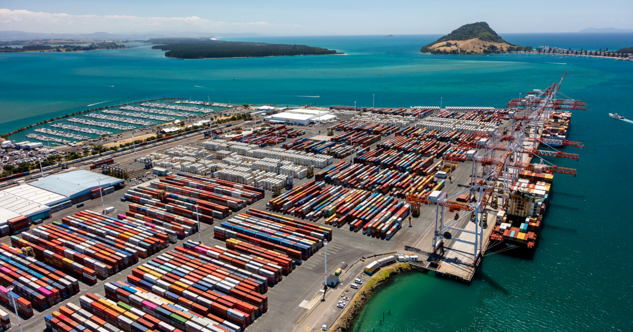 Kalmar and Port of Tauranga continue Two Decades of Collaboration