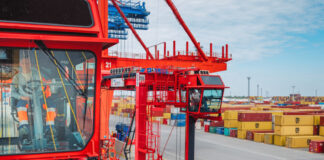 EUROGATE Container Terminal Hamburg Hybrid Konecranes Noell Straddle Carriers