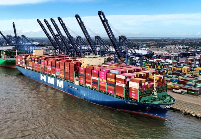 Hutchison Ports Port of Felixstowe has welcomed the first call by The Premier Alliance's FE4 service between Asia and North Europe. Port of Felixstowe Premier Alliance Service