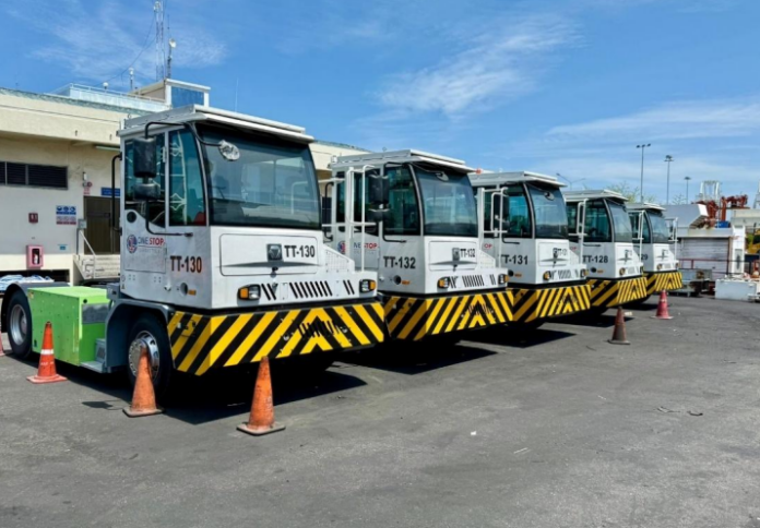 1920_fivenewlydeployedelectricinternaltransfervehiclesatlaemchabanginternationalterminalaspartofaspartofdpworld039sdecarbonisationstrategy DP World Electric Vehicle Fleet Laem Chabang Terminal