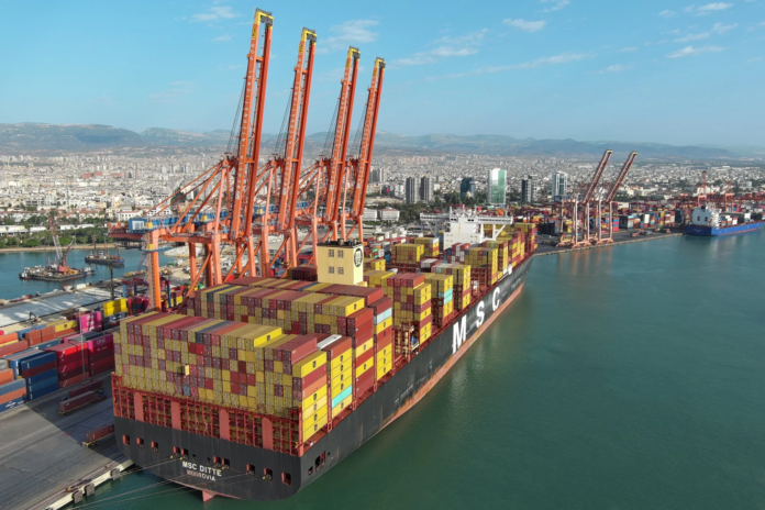 Mersin International Port First 400-Meter Mega Vessel EMH2 Terminal