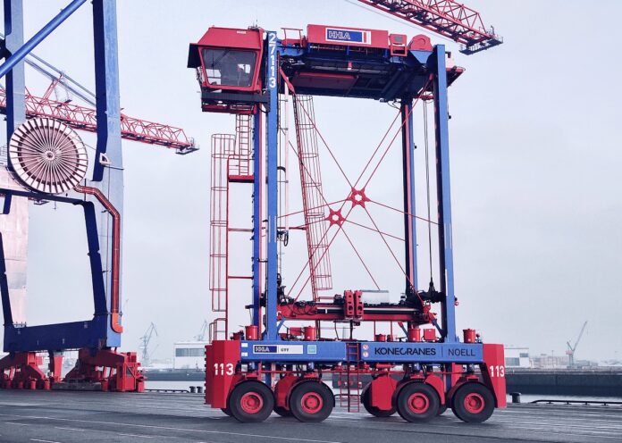 HHLA Hybrid Straddle Carriers Konecranes Hamburg Terminal
