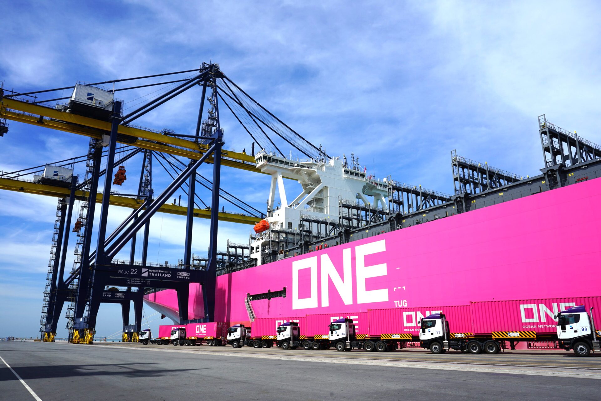 Onean Terminal ONE ลงนามข้อตกลงซื้อหุ้นบริษัท Hutchison Laemchabang Terminal 30 ...