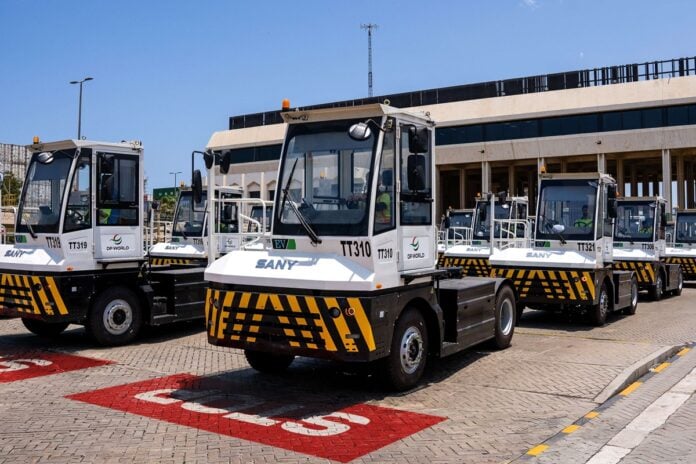 jeddahetts DP World Jeddah Terminal Transformation New Electric Tractors